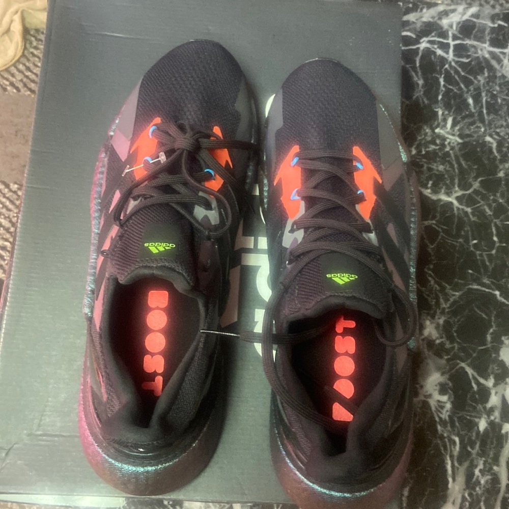 Brand new Adidas X9000L4 for sale